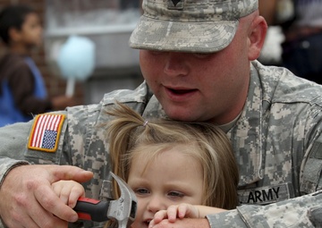 Shoreham community, families celebrate Army Reserve military police Soldiers