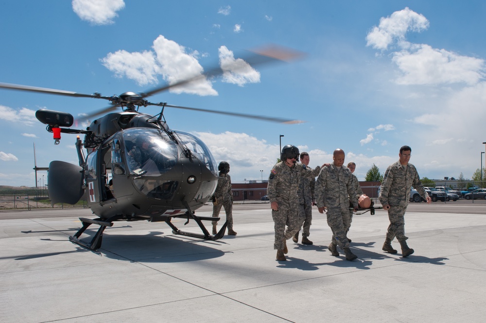 124th Medical Group participates in joint medical evacuation training with Army National Guard