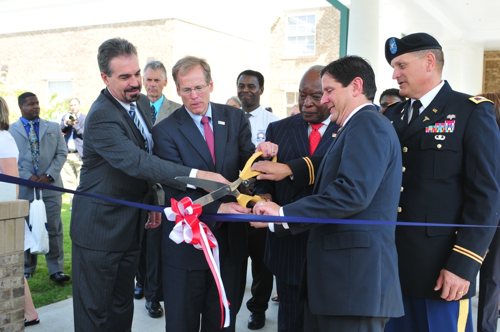 Grand opening of Hinesville VA Outpatient Clinic