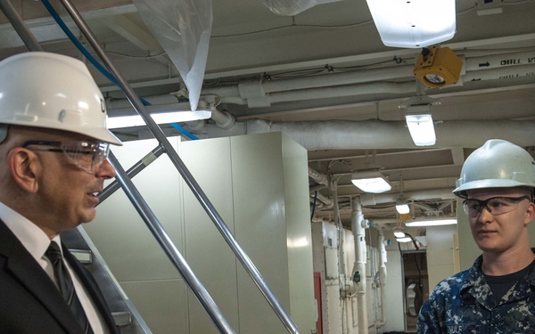 Stennis visited by deputy assistant secretary of defense for maintenance