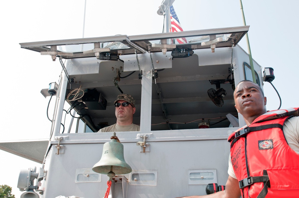 Sailing Soldiers support quartermaster exercise