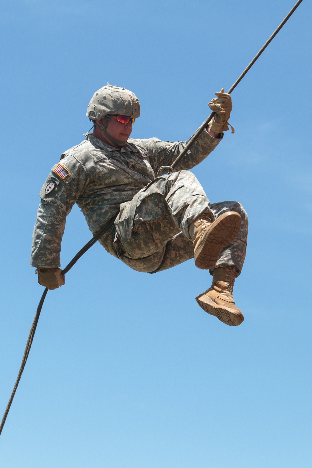 76th Infantry Brigade Combat Team trains on rappel tower during annual training