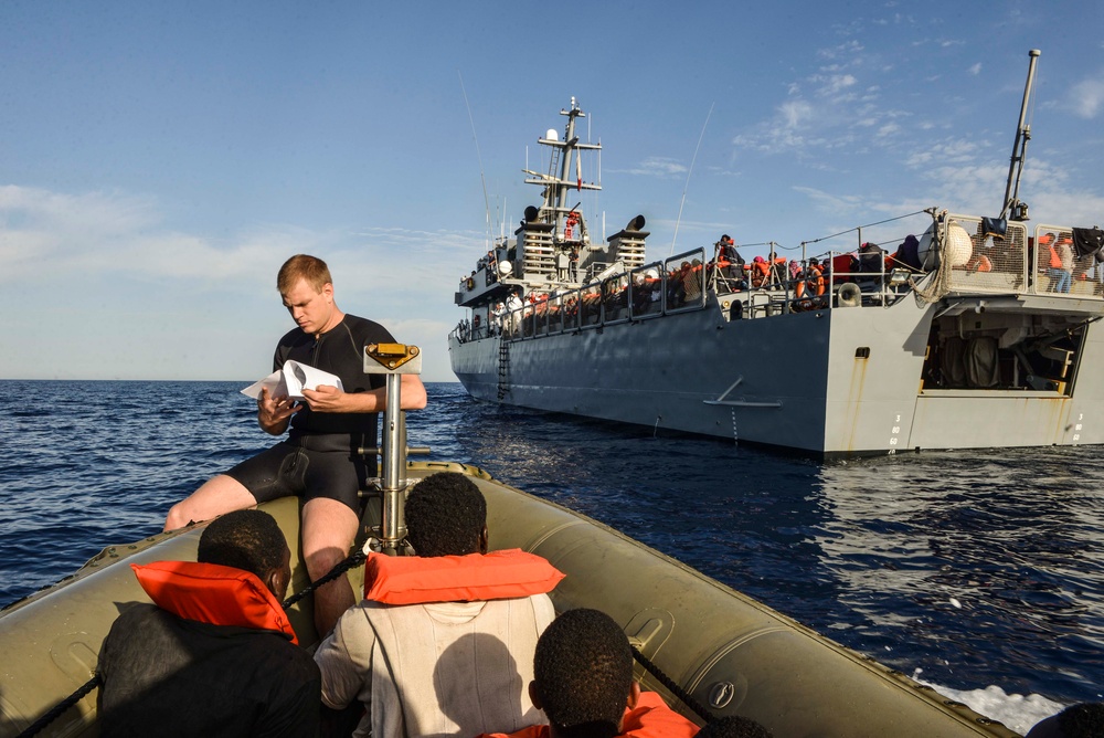 USS Bataan assists vessels, occupants in distress