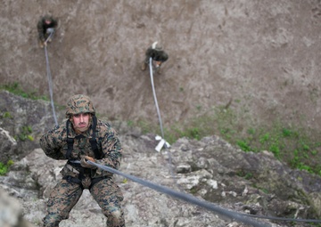 ROK soldiers, US Marines strap in for Mountain Warfare Training Course