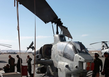 Marines Maintain Helicopter at ITX 6-14