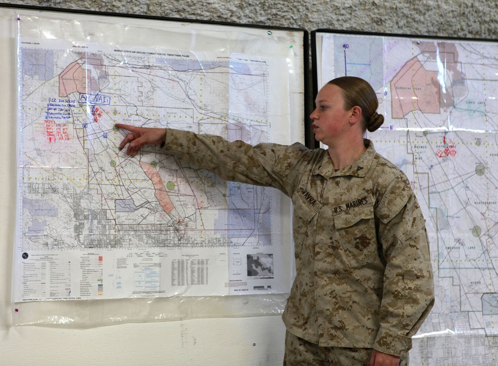 Intel Marines Brief Pilots at ITX 6-14