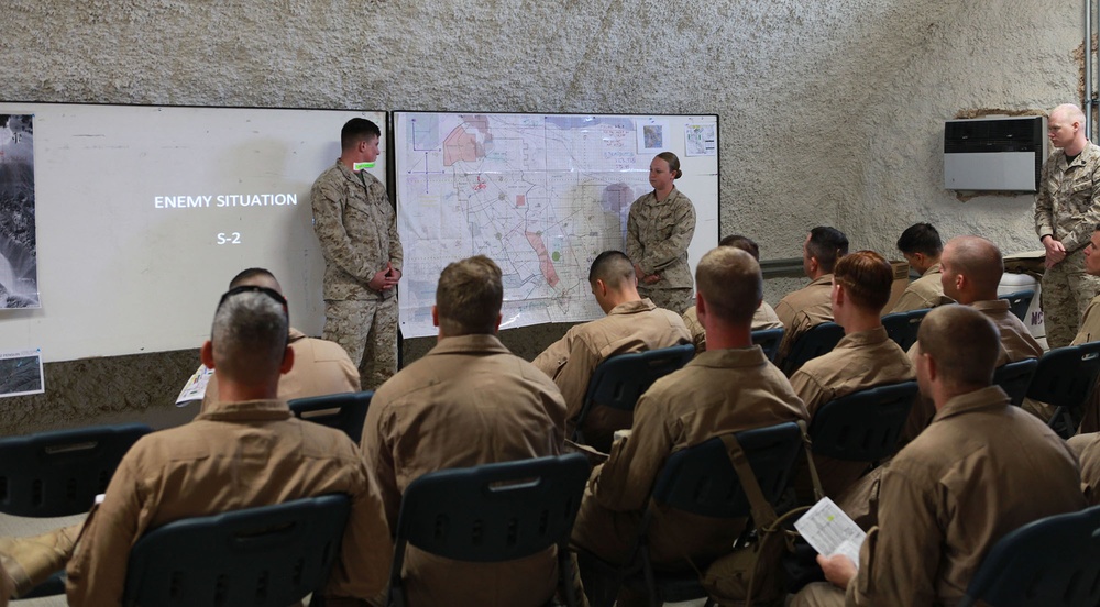 Intel Marines Brief Pilots at ITX 6-14