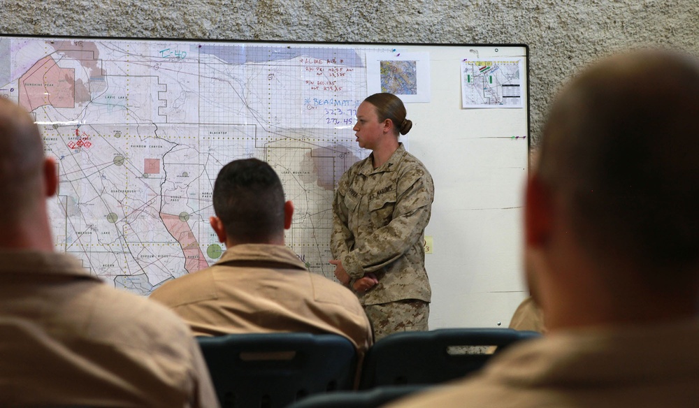 Intel Marines Brief Pilots at ITX 6-14