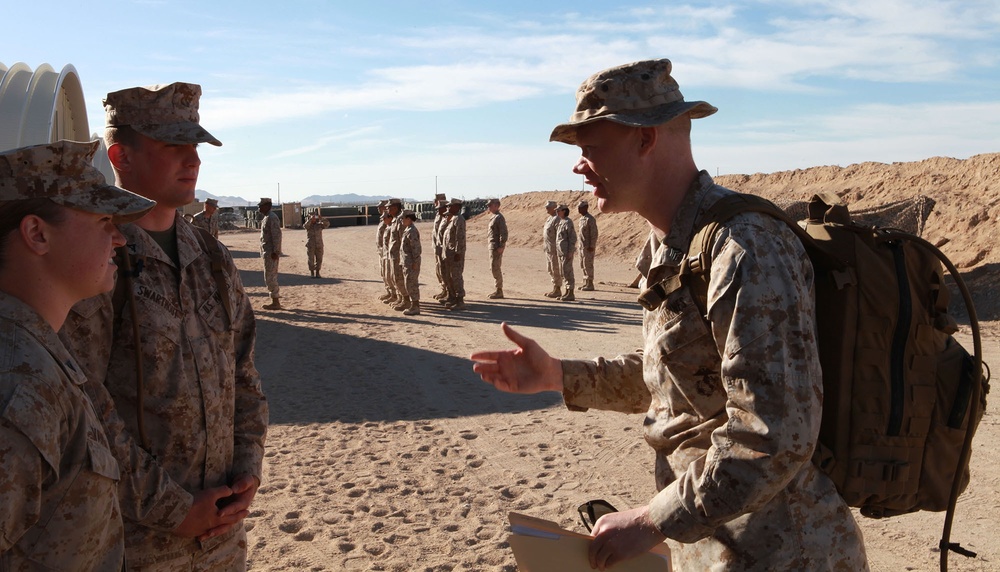 Intel Marines Brief Pilots at ITX 6-14