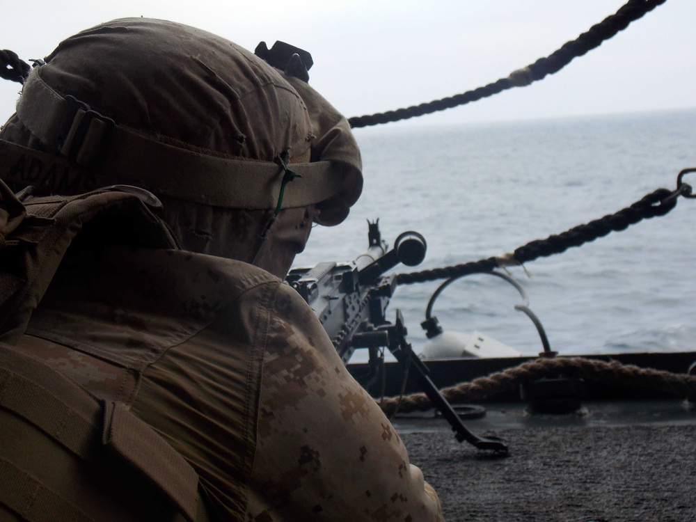 11th MEU Marines train for straits transit safety