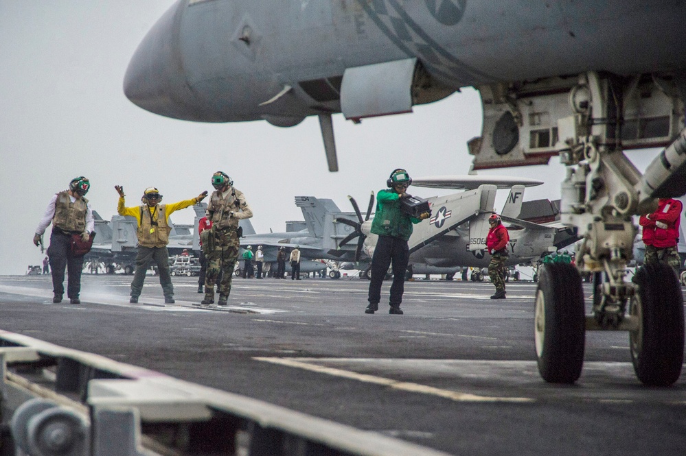 USS George Washington flight operations