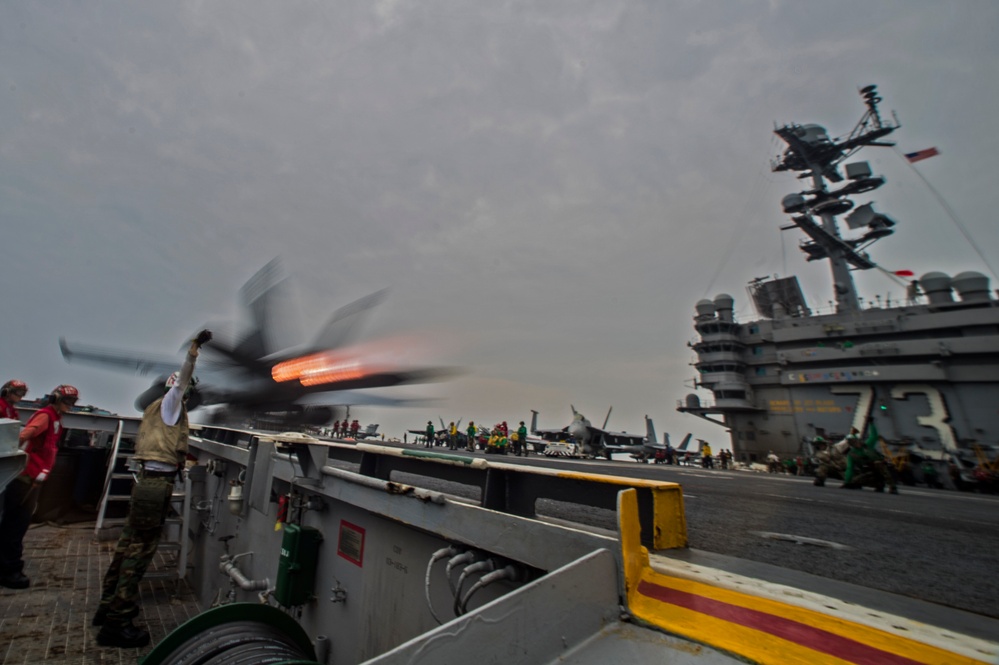 USS George Washington flight operations