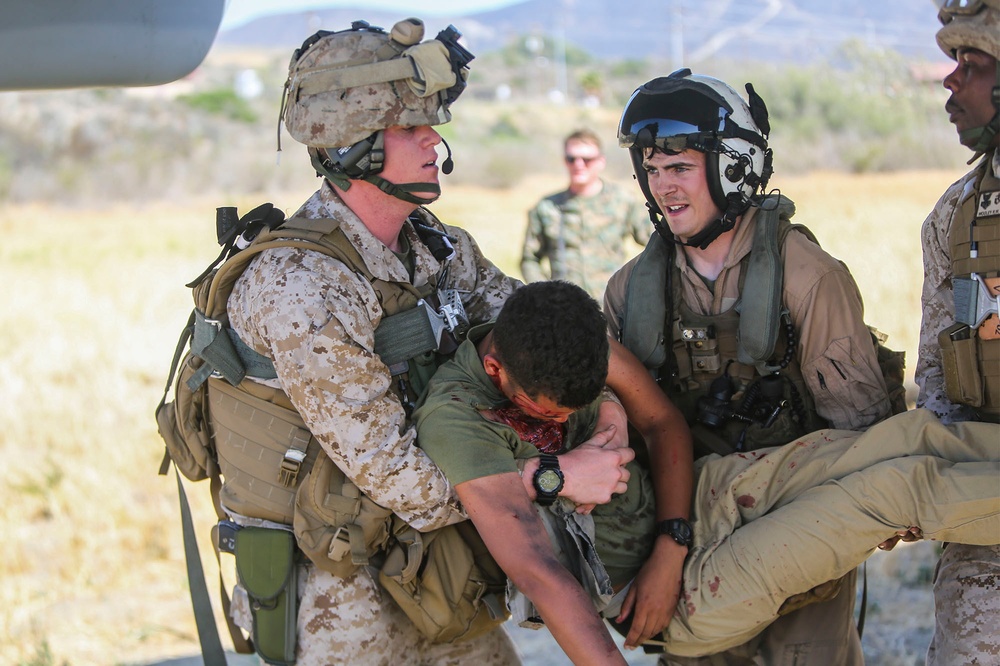11th MEU practices casualty evacuation