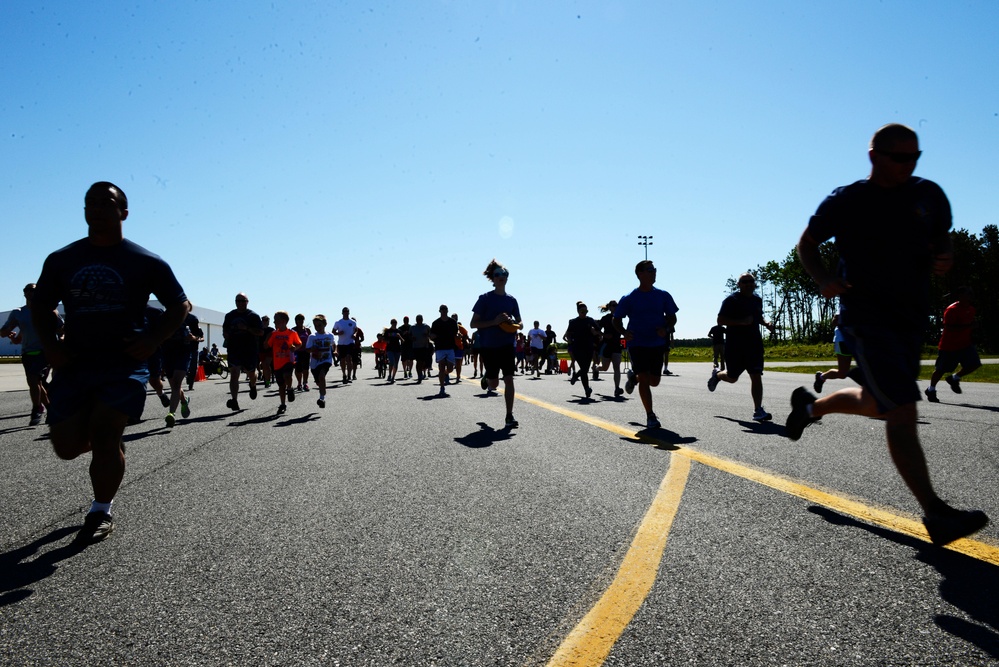 Air Station Cape Cod hold 5k Run for Healthy Base Initiative