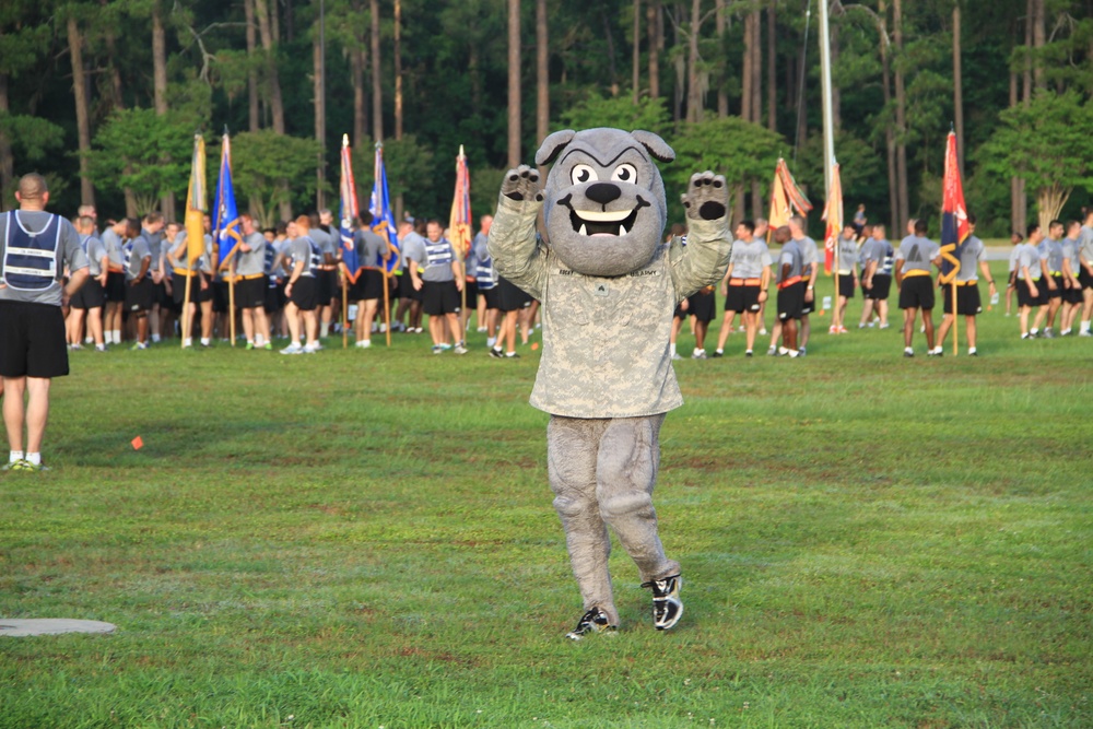 Vanguard Brigade runs in 3rd ID’s 239th Army Birthday run