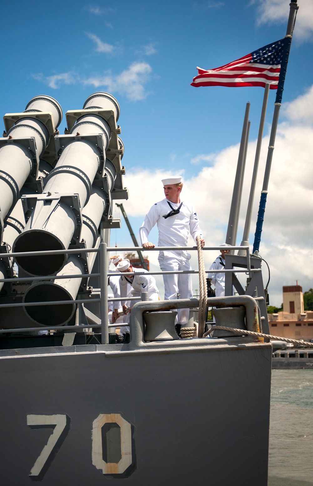 USS Lake Erie returns to Joint Base Pearl Harbor-Hickam