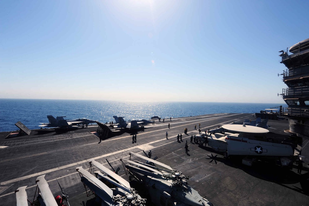 DVIDS - Images - USS George H.W. Bush flight deck operations [Image 5 ...