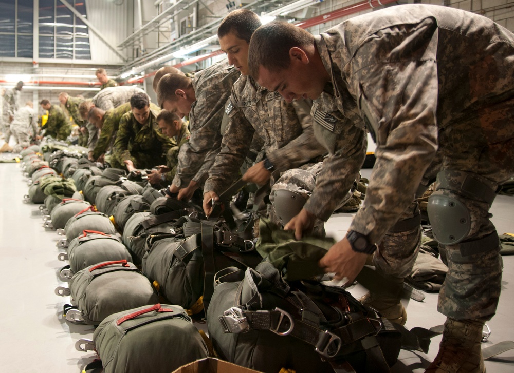 US, Canadian paratroopers perform airborne jump in Poland