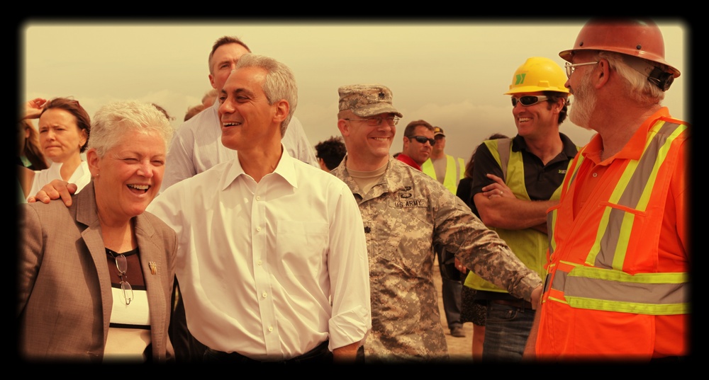 Corps of Engineers, Mayor Emanuel attend press conference for Chicago's Northerly Island