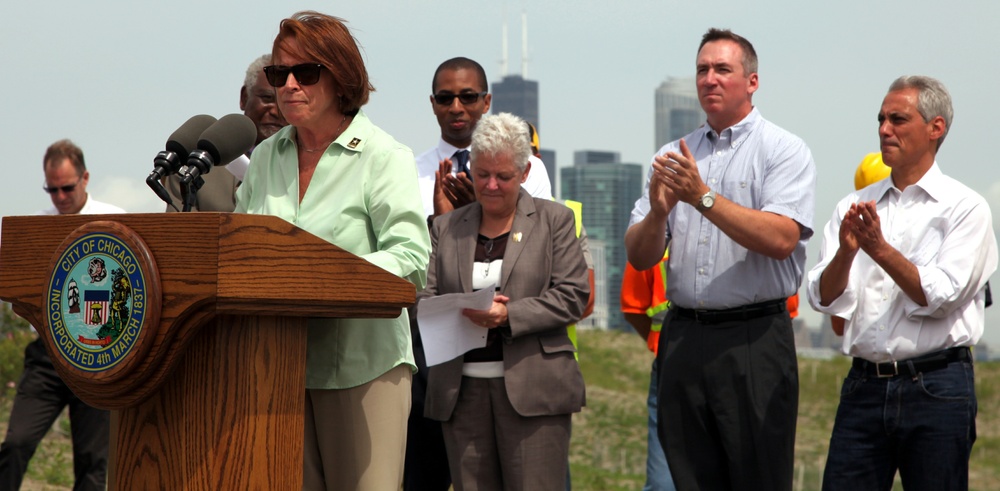 Corps of Engineers, Mayor Emanuel attend press conference for Chicago's Northerly Island