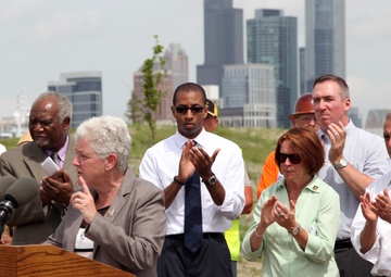 Corps of Engineers, Mayor Emanuel attend press conference for Chicago's Northerly Island