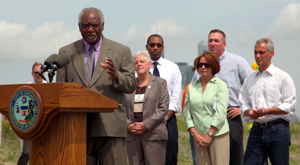 Corps of Engineers, Mayor Emanuel attend press conference for Chicago's Northerly Island