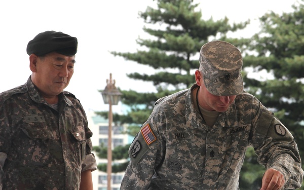 ROK-US Army bond at Memorial Park