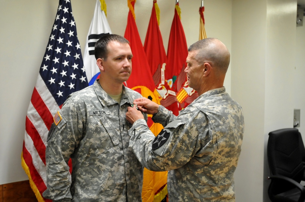 Chief Warrant Officer 2 Philip Wilson honored with ARCOM