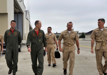 Commander, US Naval Forces Japan visits NAF Misawa