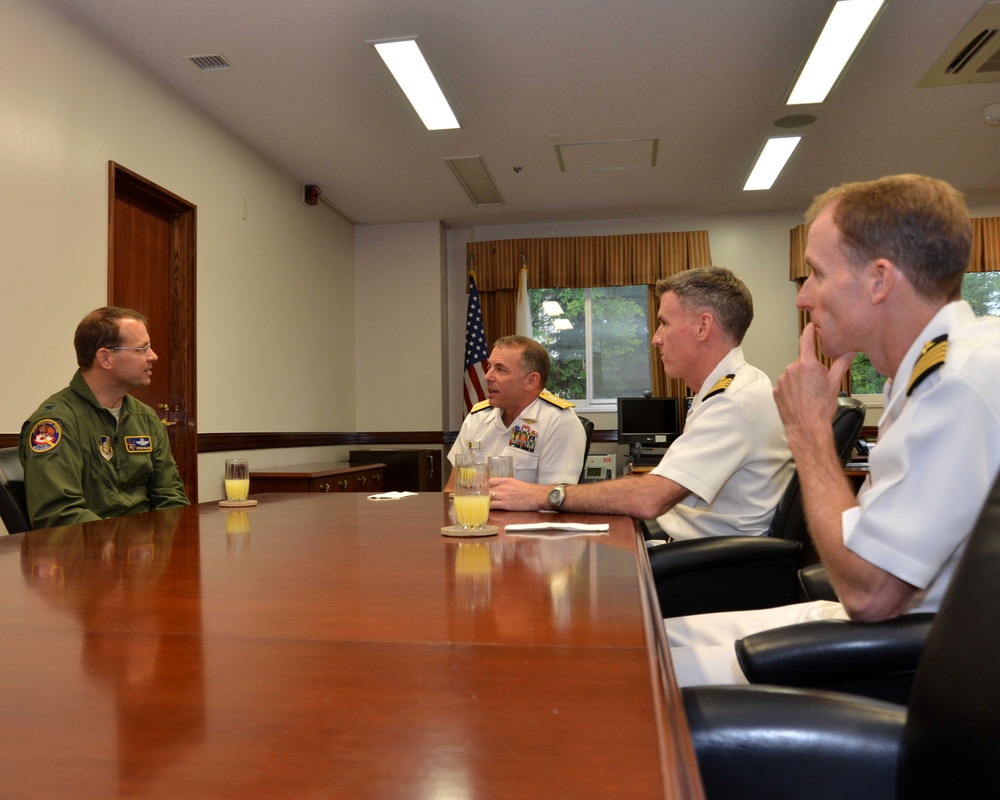 Commander, US Naval Forces Japan visits NAF Misawa