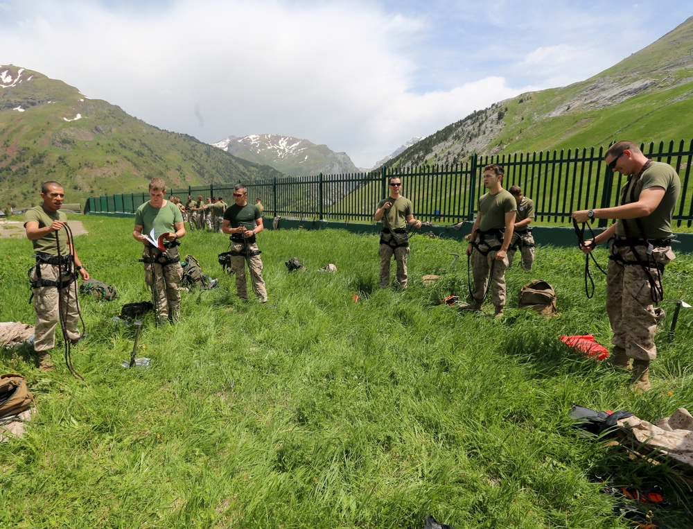 Marines climb to new heights in Spain