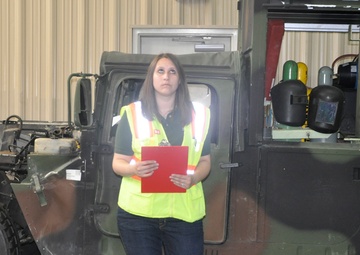 Energy team scurries like bees during Marine Corps Reserve Center audit