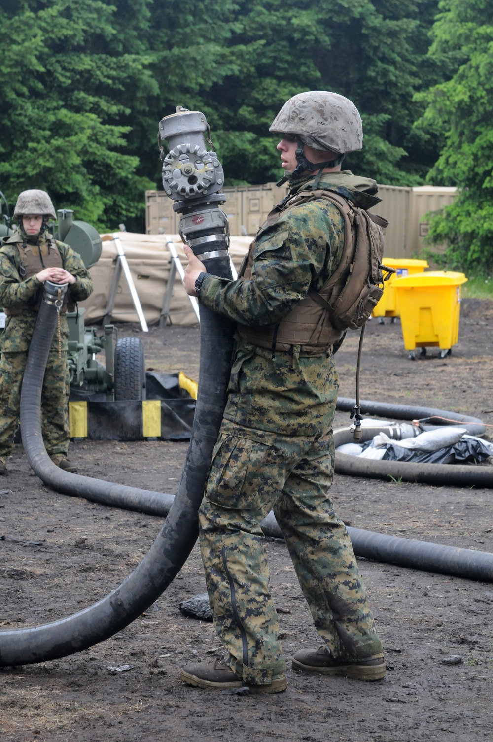 QLLEX 2014: Marine with fuel hose