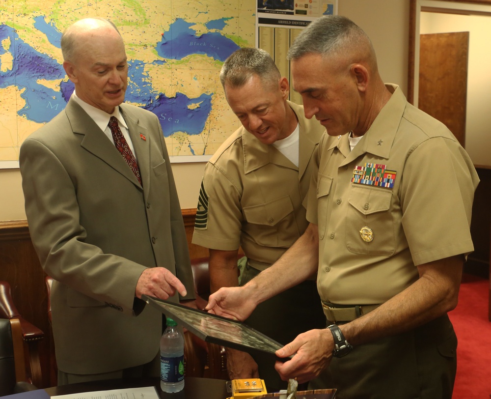 2nd Marine Division flag returned after 40 years