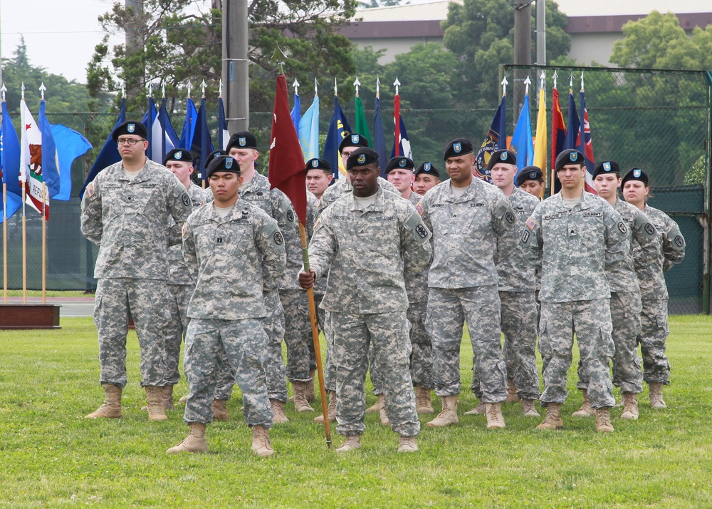 DVIDS - Images - US Army MEDDAC change of command [Image 2 of 4]