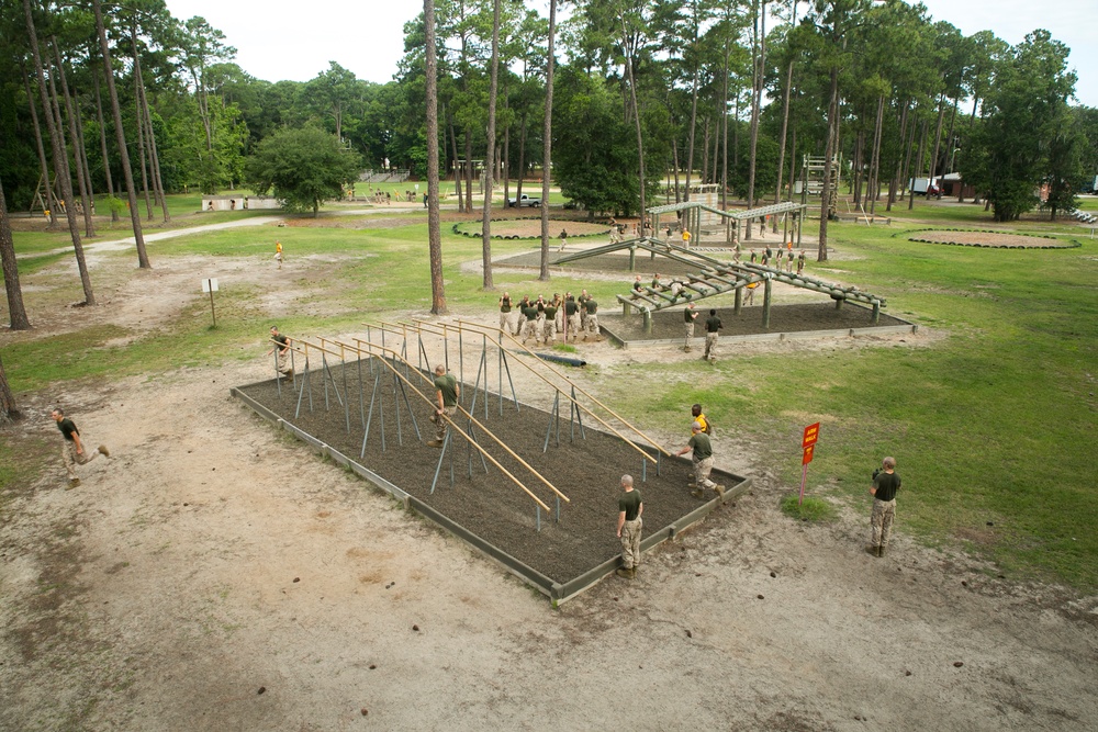 Golf Company recruits overcome fears on Confidence Course