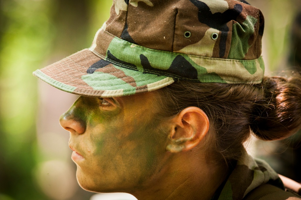 U.S. Naval Academy midshipmen take on Quantico