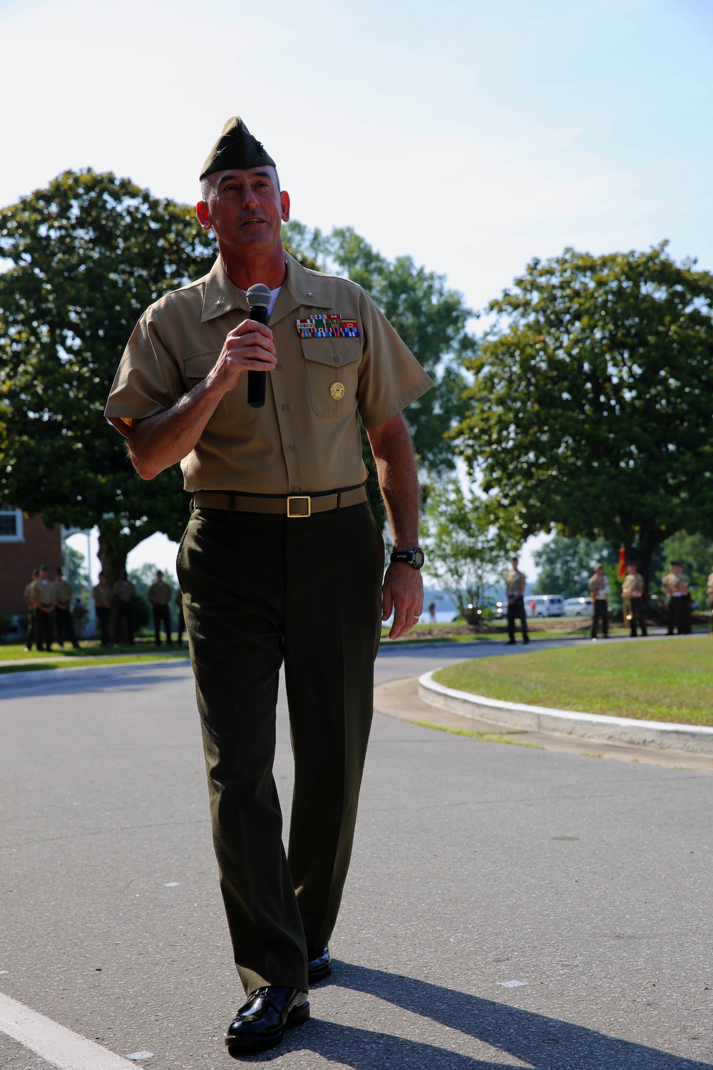 Headquarters Battalion bids farewell to commanding officer