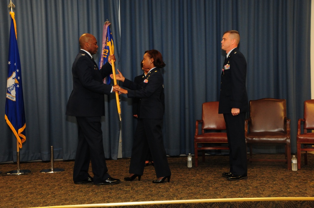 New commander takes reins of 113th Logistics Readiness Squadron