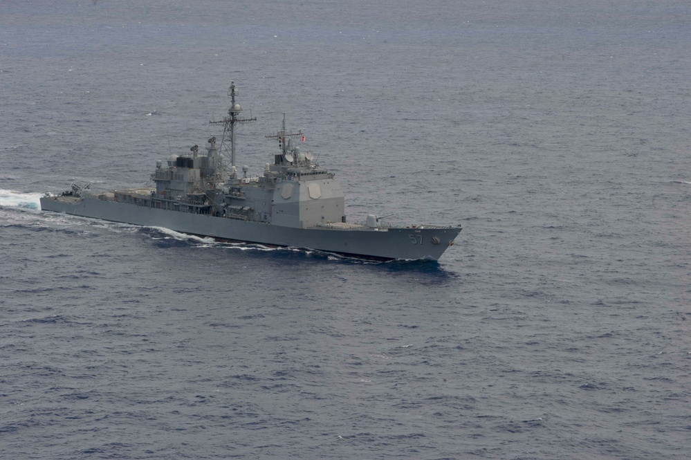 USS Lake Champlain transiting Pacific Ocean