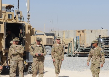 787th EOD Company trains Louisiana combat engineers on robot systems