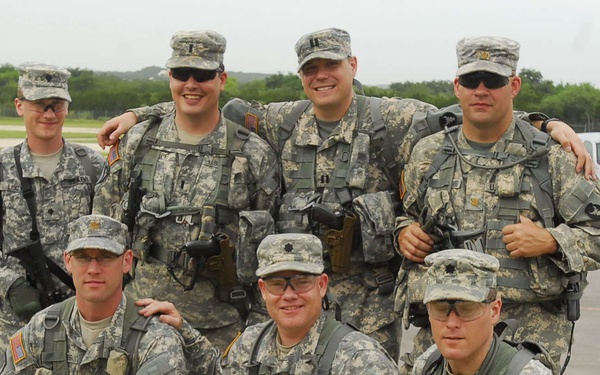Aviators and aircrew train for Kuwait