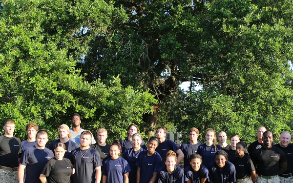 Marines Provide Leadership Training for LSU