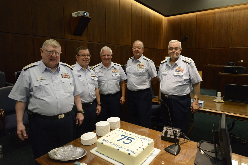 8th Coast Guard District celebrates Auxiliary 75-year anniversary