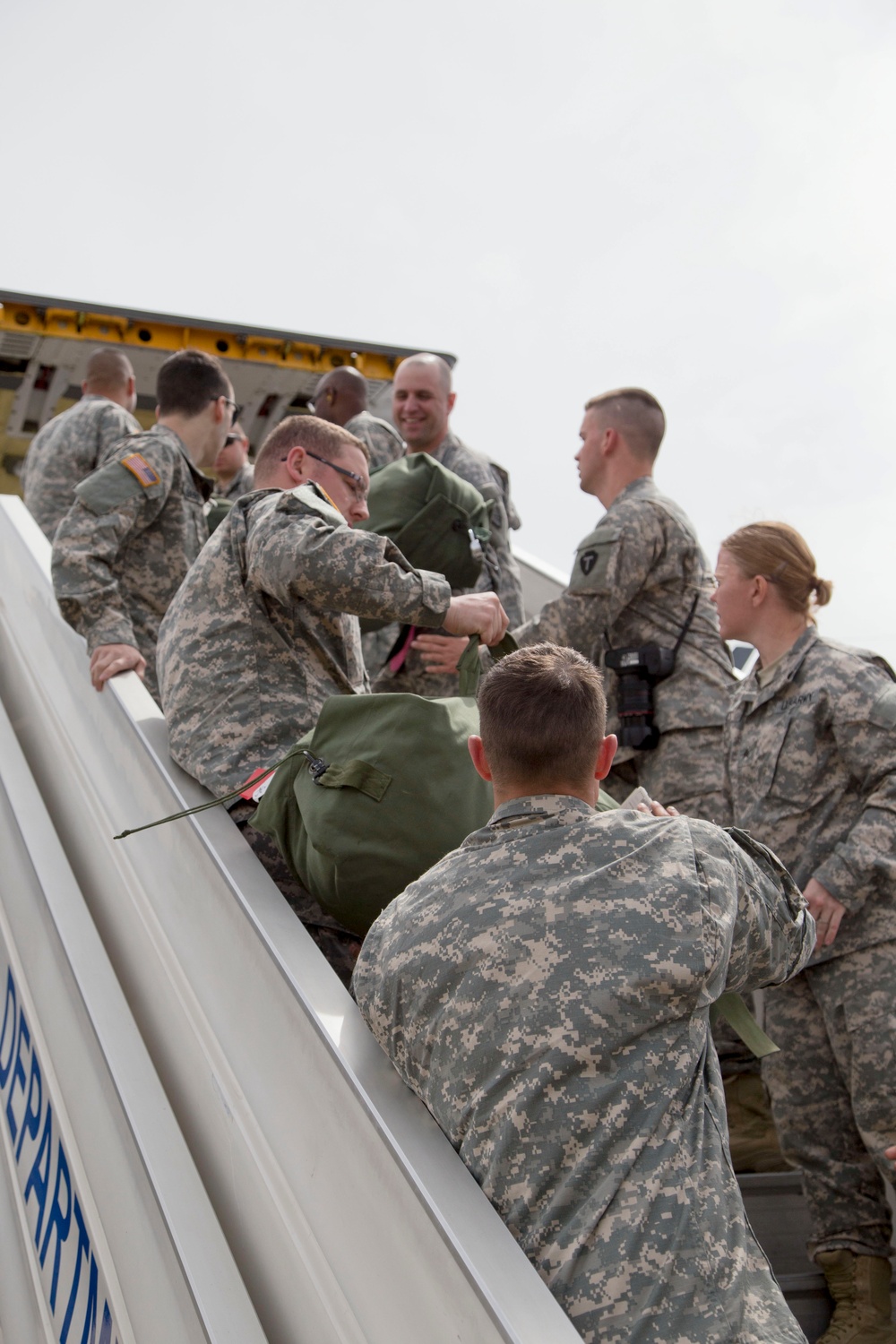 Soldiers arrive in Mongolia for Khaan Quest 2014