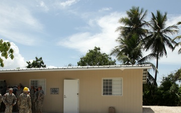 Turning over the keys to the Dominican goverment