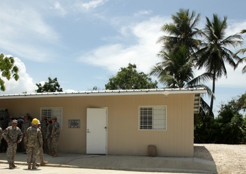 Turning over the keys to the Dominican goverment