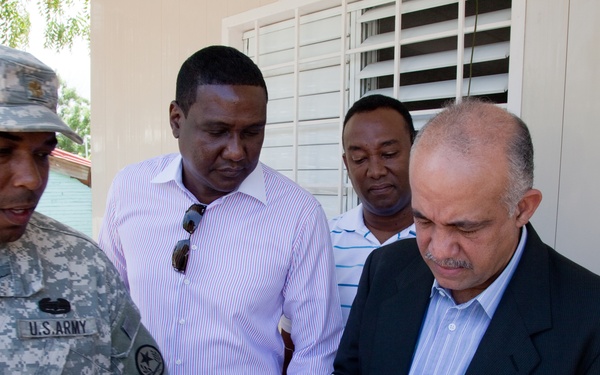 Turning over the keys to the Dominican government