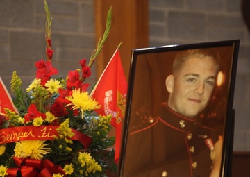 VMMT-204 honors fallen Marine