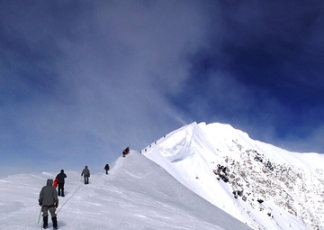 Arctic warriors summit North America’s highest point, put Army gear to the test